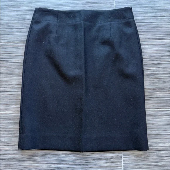 J. Crew Elegant Black Pencil Wool Lined Skirt Size 12 NWOT PRICE IS FIRM - Picture 3 of 8